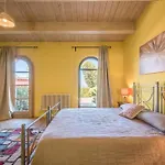 Cigno - In Tuscany * Osteria Delle Noci